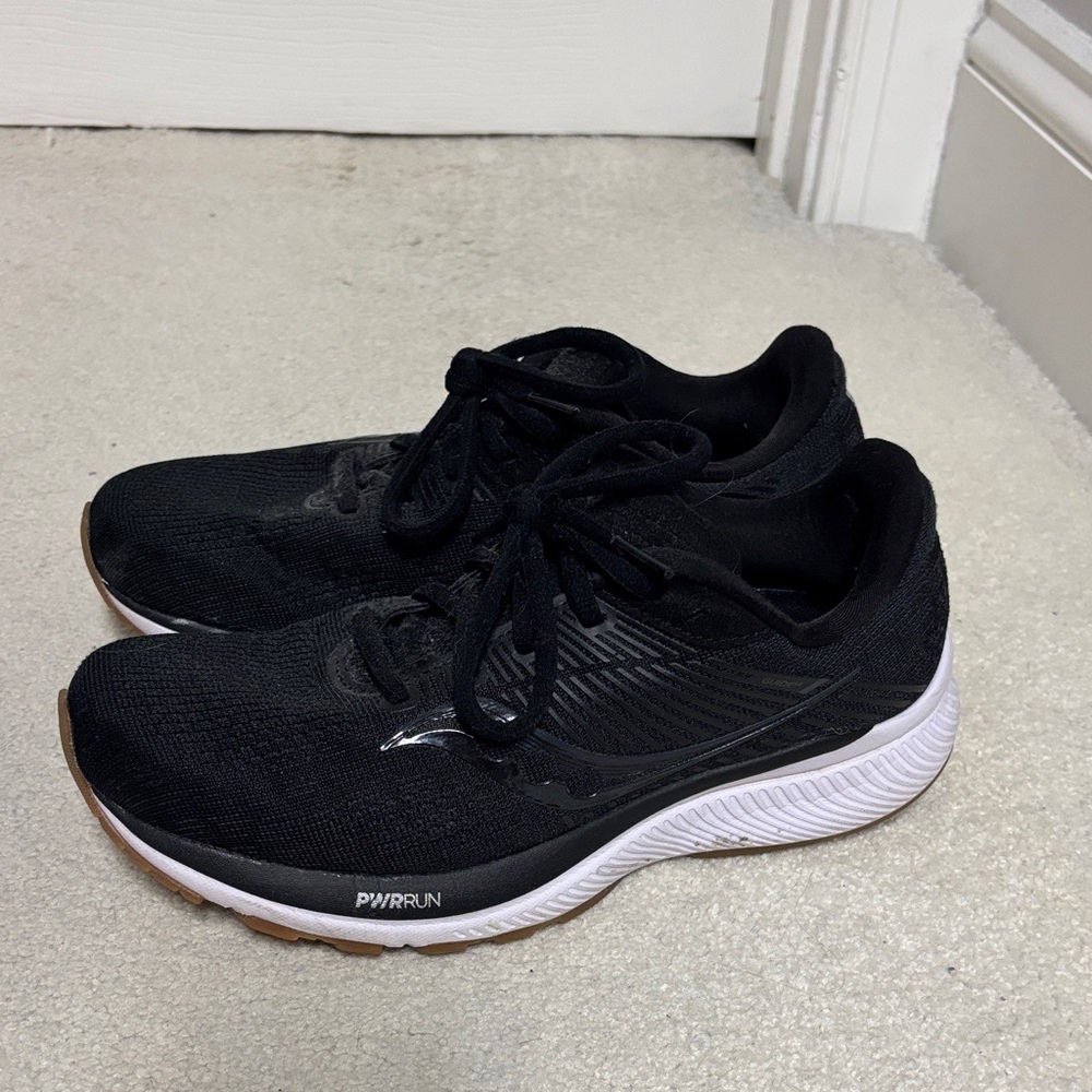 Saucony Guide 14 women’s Athletic Shoes